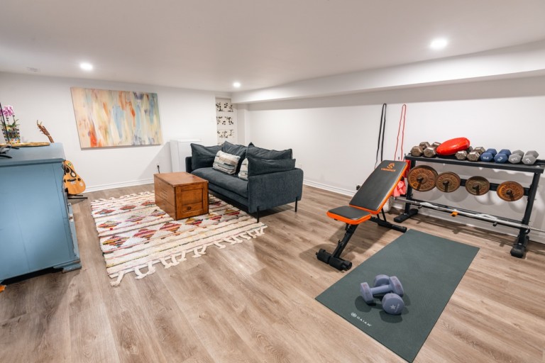 23 Teignmouth Avenue, Toronto, Ontario, Canada photo 23