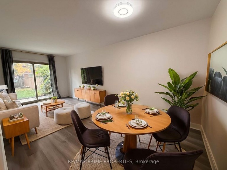 17 Debden Road, Markham, Ontario, Canada photo 4