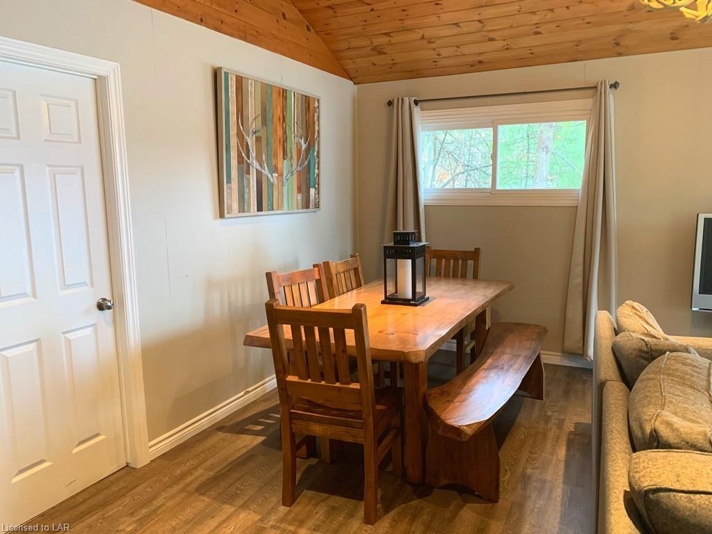 1027 ROTHWELL Drive, Wilberforce Ontario, Canada