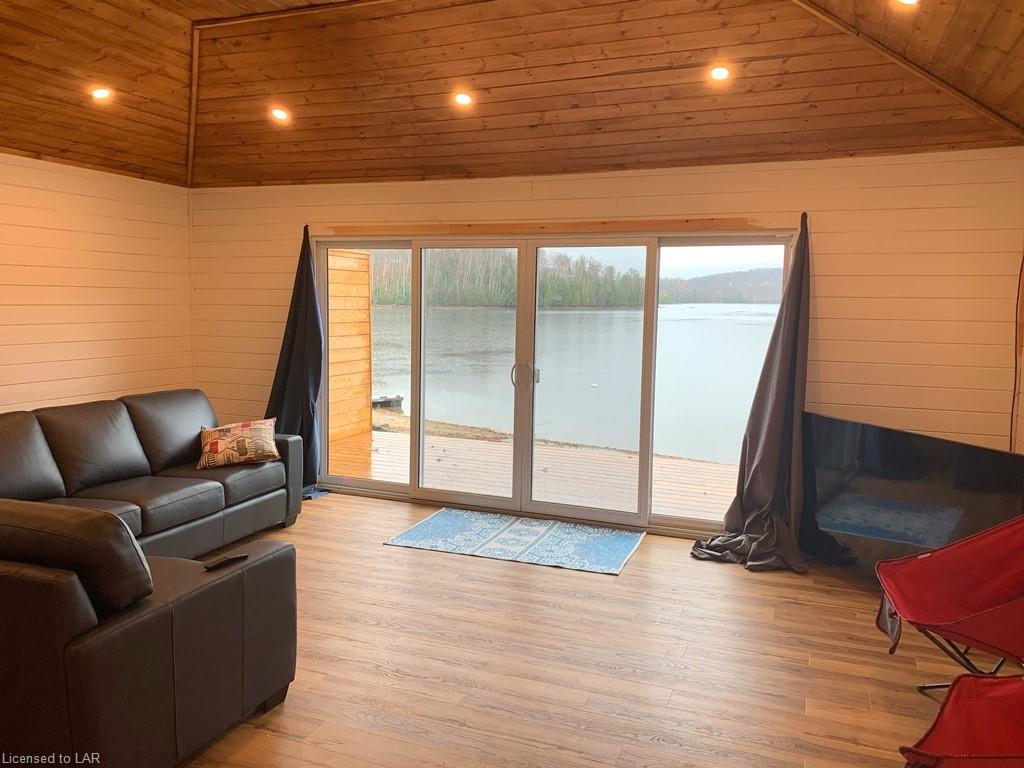 1027 ROTHWELL Drive, Wilberforce Ontario, Canada