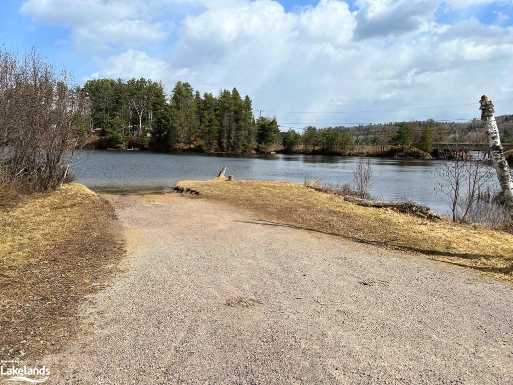 1093 GRACE RIVER Road, Wilberforce, Ontario, Canada