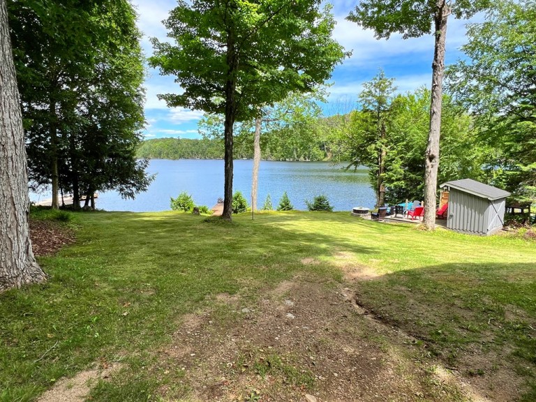 1630 Allen Lake Drive, Harcourt, Ontario, Canada photo 14