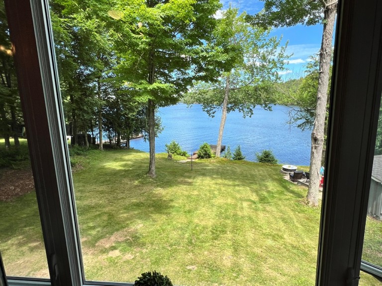 1630 Allen Lake Drive, Harcourt, Ontario, Canada photo 4