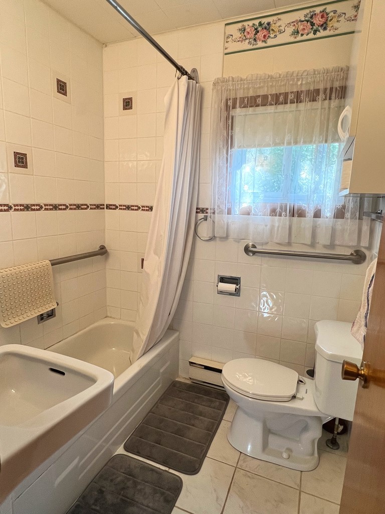 1374 Betula Crescent, Harcourt, Ontario, Canada photo 14