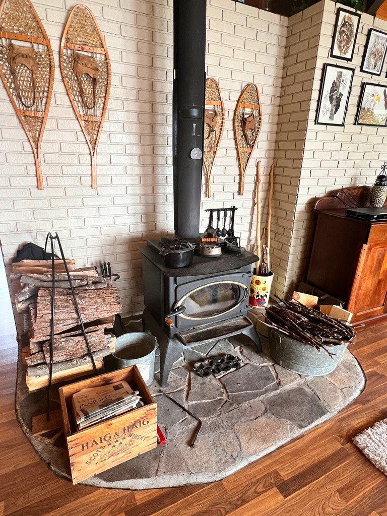 1069 Cohosh Lane, Harcourt, Ontario, Canada photo 6