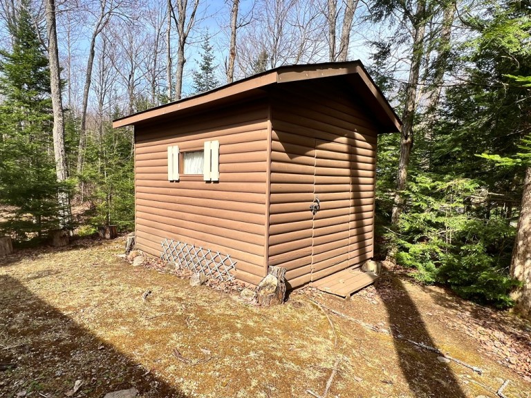 1069 Cohosh Lane, Harcourt, Ontario, Canada photo 16