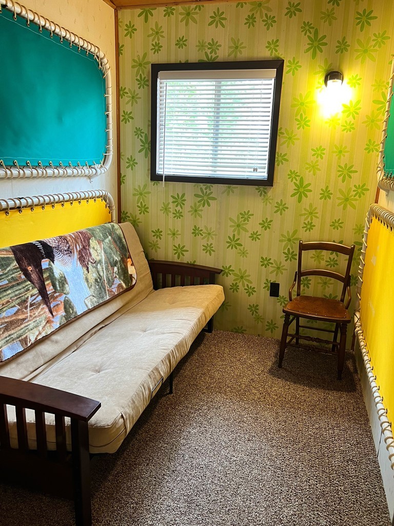 1069 Cohosh Lane, Harcourt, Ontario, Canada photo 9