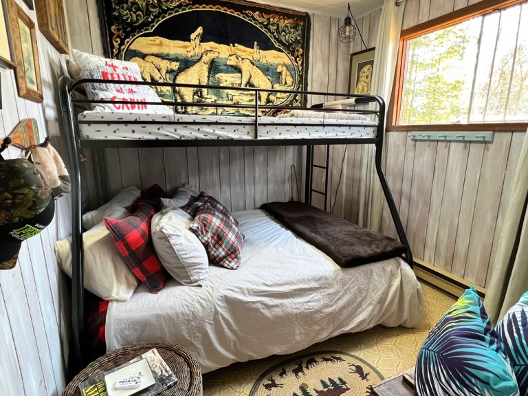 1411 Clement Lake Road, Wilberforce, Ontario, Canada photo 5