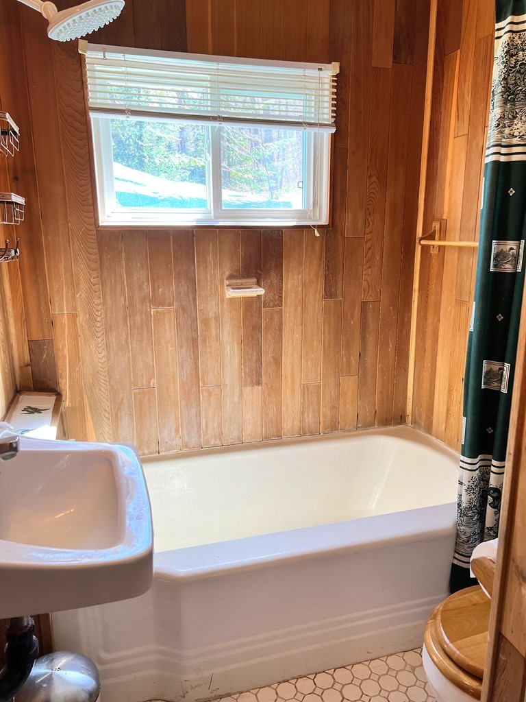 1063 Esson Creek Lane, Wilberforce, Ontario, Canada photo 12