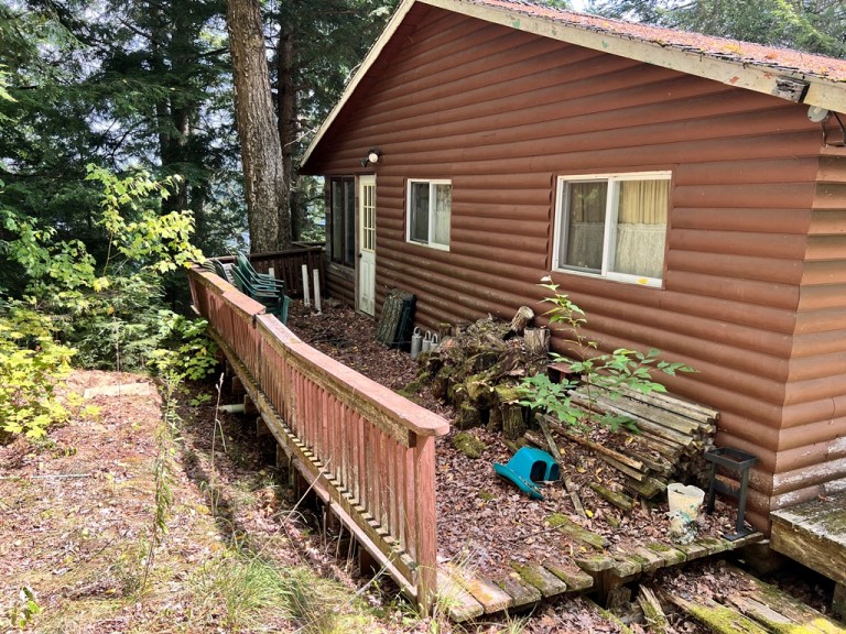 1019 Goshawk Crescent, Harcourt, Ontario, Canada photo 11