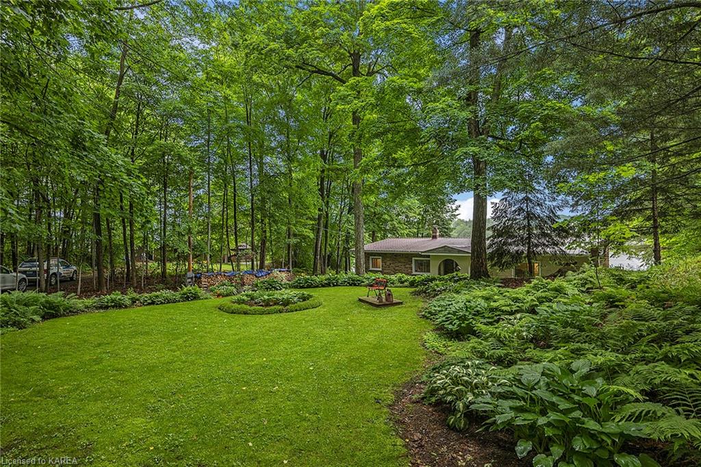 4268 MELODY LODGE Lane, Seeley's Bay, Ontario, Canada