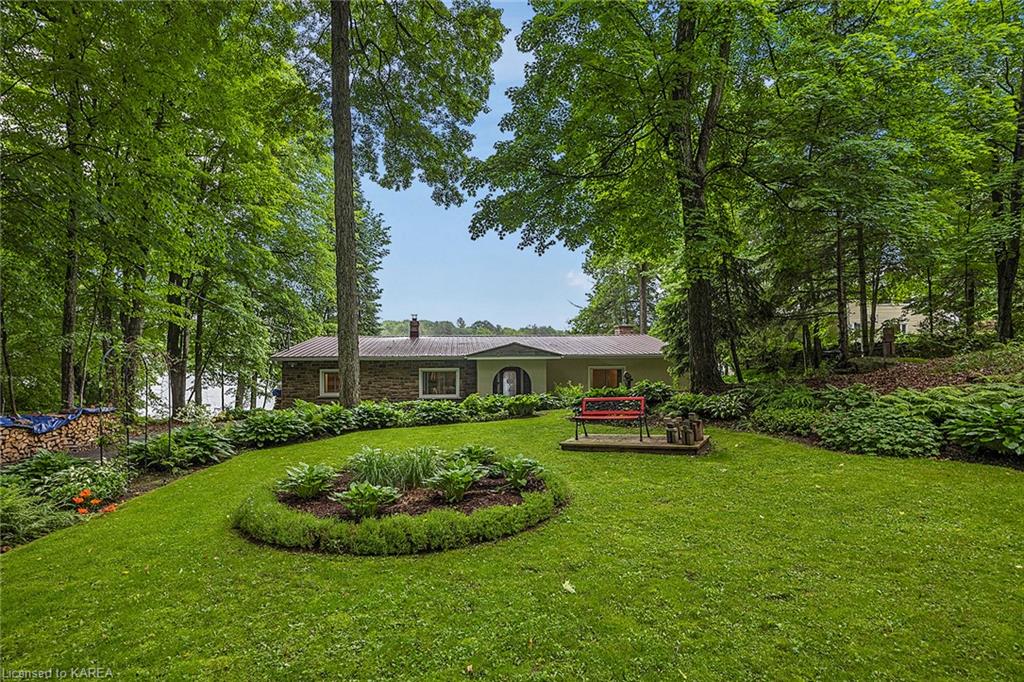 4268 MELODY LODGE Lane, Seeley's Bay, Ontario, Canada