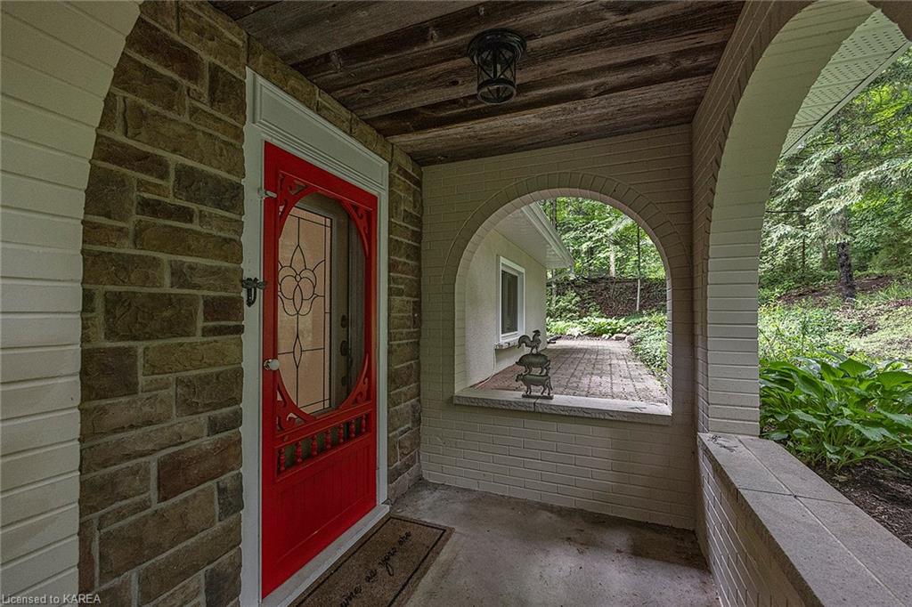 4268 MELODY LODGE Lane, Seeley's Bay, Ontario, Canada