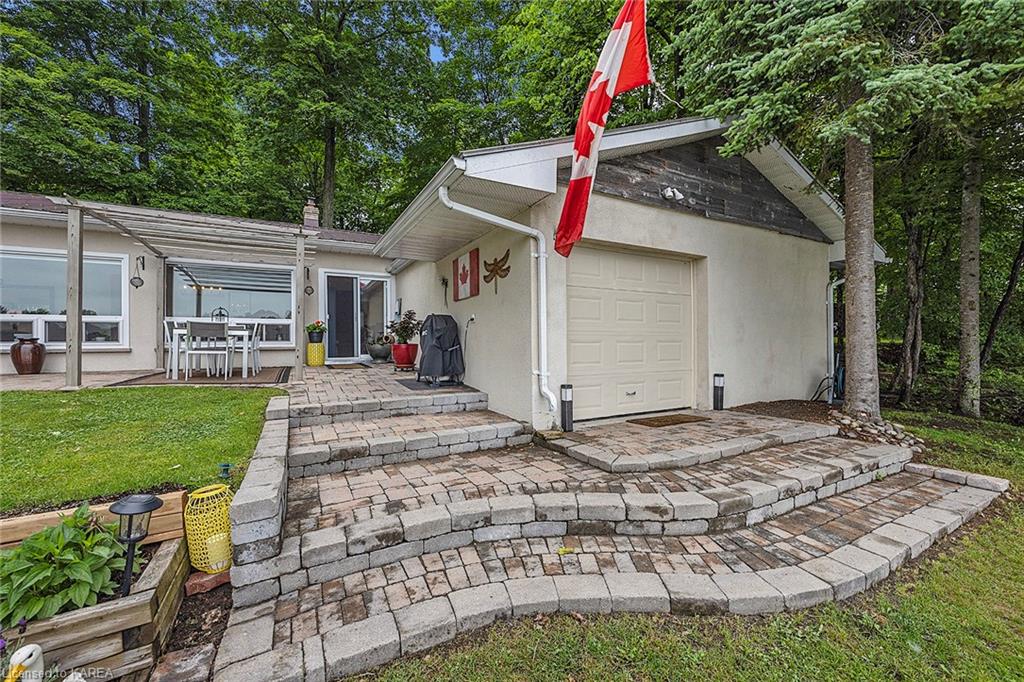 4268 MELODY LODGE Lane, Seeley's Bay, Ontario, Canada