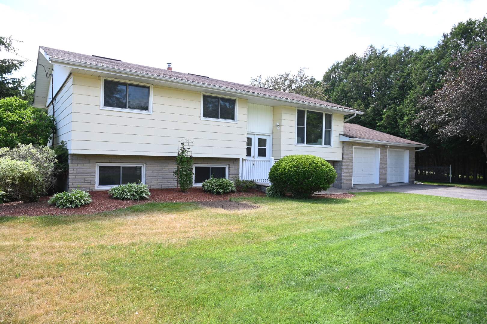 1282 Old Wilton Road, Loyalist Township Ontario, Canada