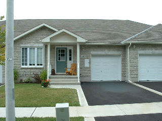82 ELLESMERE AVE, Kingston Ontario, Canada