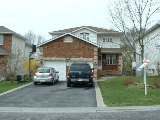 1011 FINCH ST, Kingston Ontario, Canada
