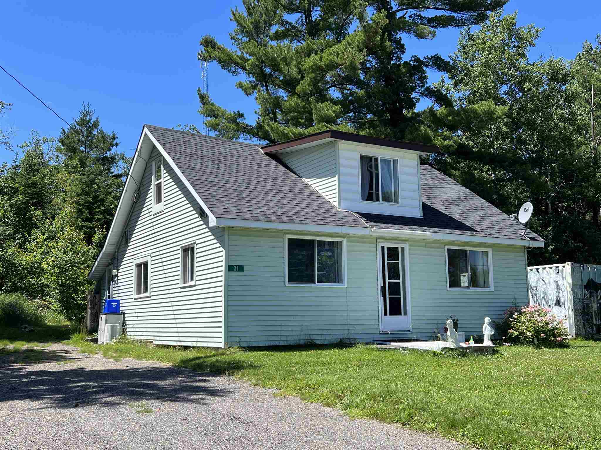 31 Lake Huron Drive, Desbarats Ontario, Canada
