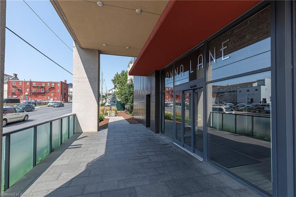 121 QUEEN Street Unit# 902, Kingston, Ontario, Canada