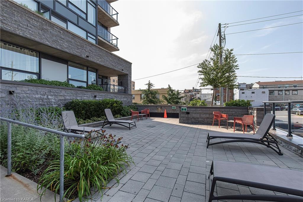 121 QUEEN Street Unit# 902, Kingston, Ontario, Canada