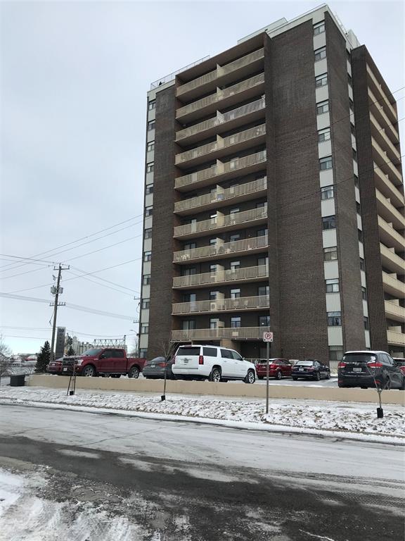 10 DERBY Lane Unit# 1107, Sarnia Ontario, Canada