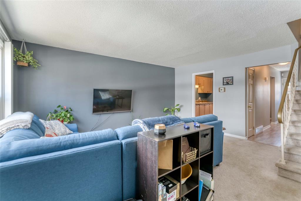 301 EDGEWOOD Street Unit# 8, Sarnia, Ontario, Canada