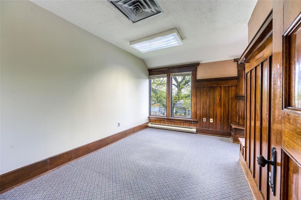 453 CHRISTINA Street North, Sarnia, Ontario, Canada