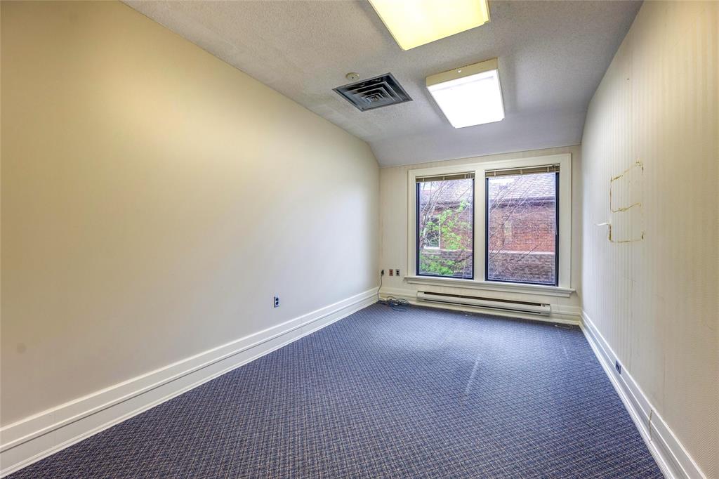 453 CHRISTINA Street North, Sarnia, Ontario, Canada