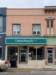 210-212 FRONT Street North, Sarnia Ontario, Canada