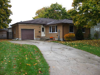 437 BRUCE AV, Strathroy Ontario, Canada