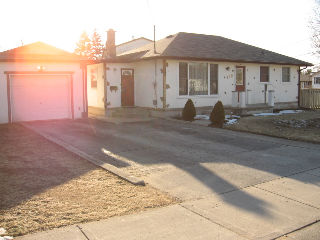 190 ELLOR ST, Strathroy Ontario, Canada