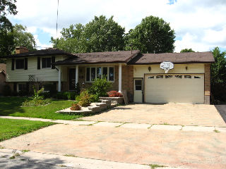 1796 ROYAL CR, London Ontario, Canada