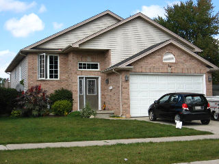 99 MIDDLESEX DR, Strathroy Ontario, Canada