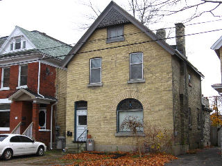 709 LORNE AV, London Ontario, Canada