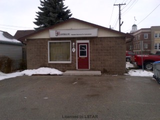 57 THOMAS ST, Strathroy Ontario, Canada