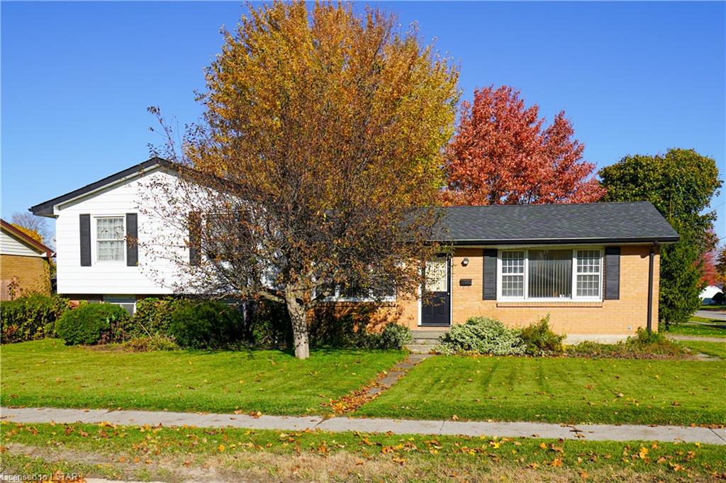 183 CARADOC Street S, Strathroy Ontario, Canada
