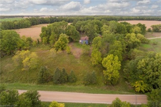 2946 CAROLINIAN Drive, Alvinston Ontario, Canada