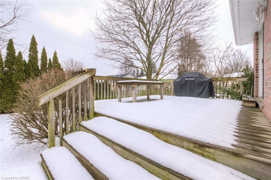 365 DRURY Lane, Strathroy Ontario, Canada