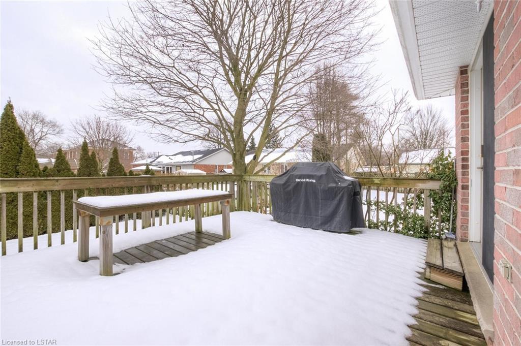 365 DRURY Lane, Strathroy Ontario, Canada