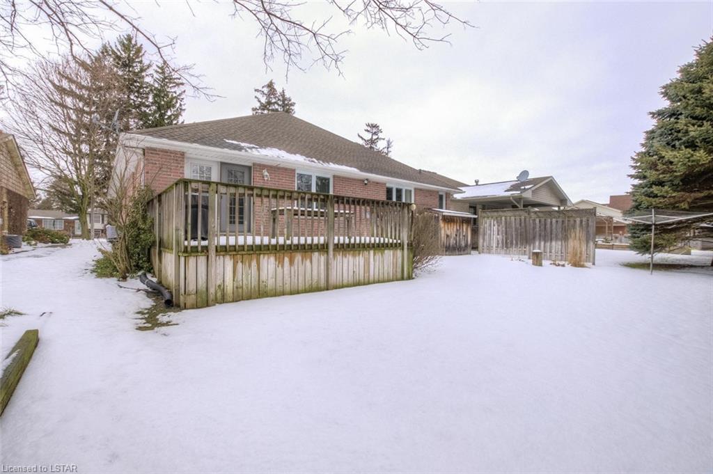 365 DRURY Lane, Strathroy Ontario, Canada