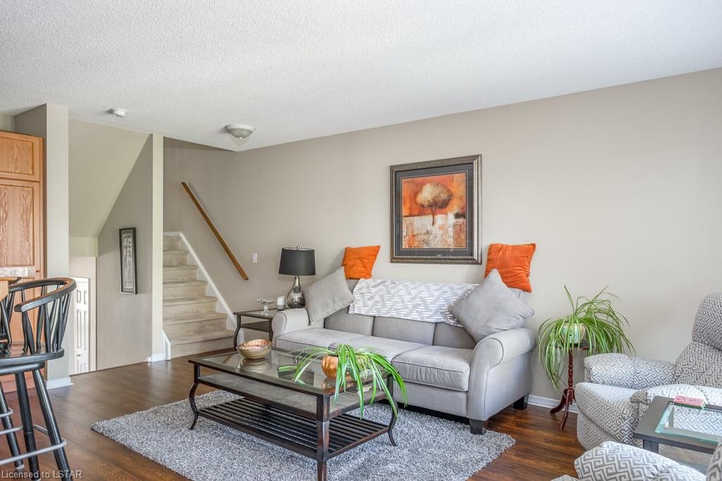 1600 MICKLEBOROUGH Drive Unit# 16, London Ontario, Canada