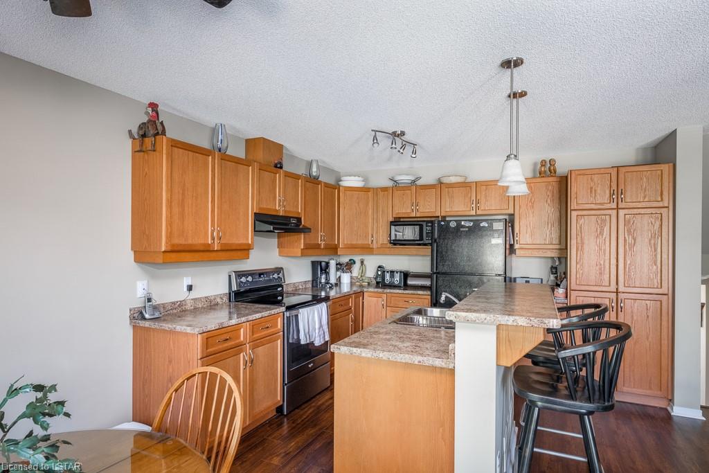 1600 MICKLEBOROUGH Drive Unit# 16, London Ontario, Canada