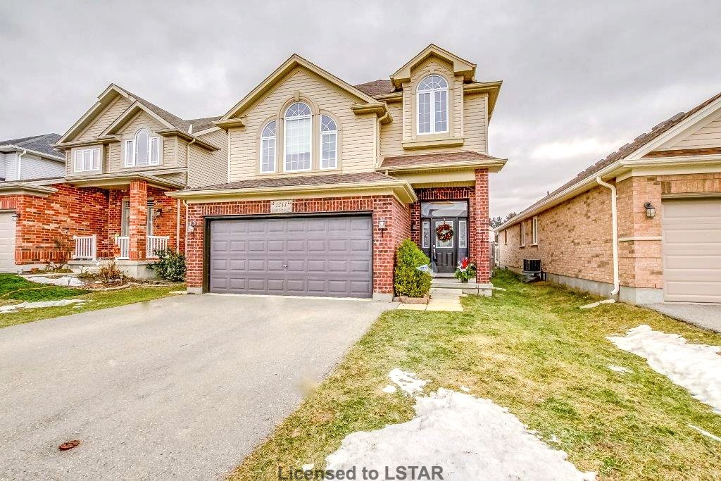 1211 North Wenige Dr, London Ontario, Canada