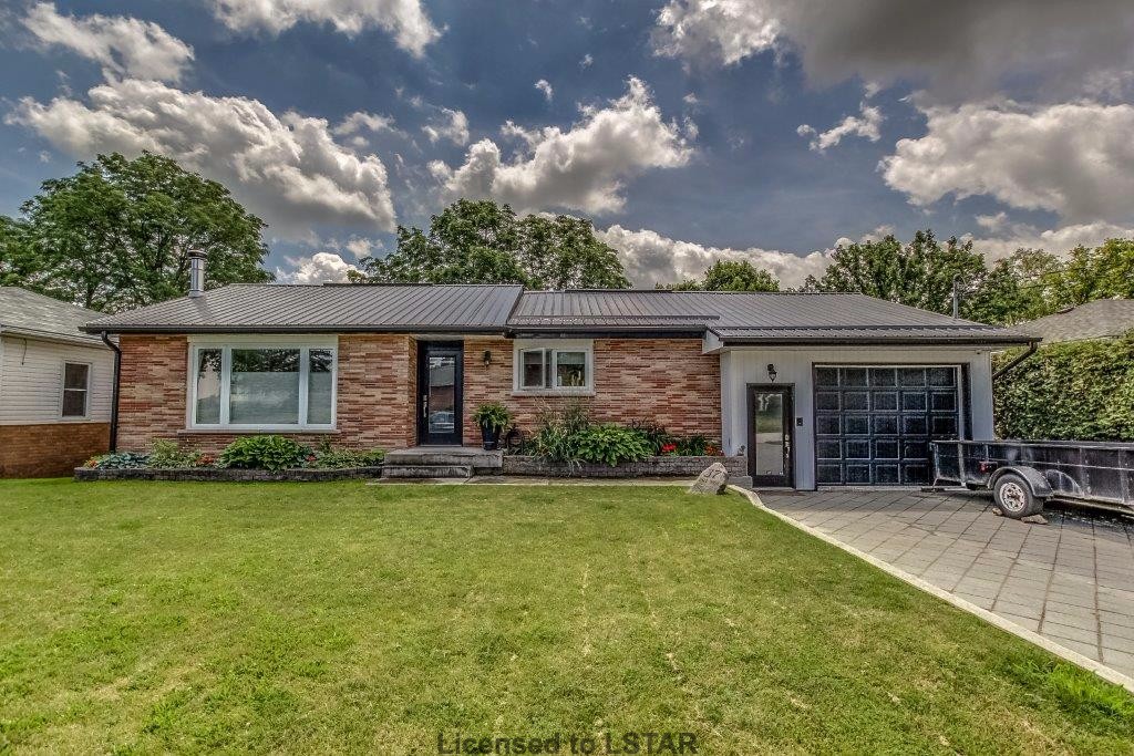 37 Dale Dr, Dorchester Ontario, Canada