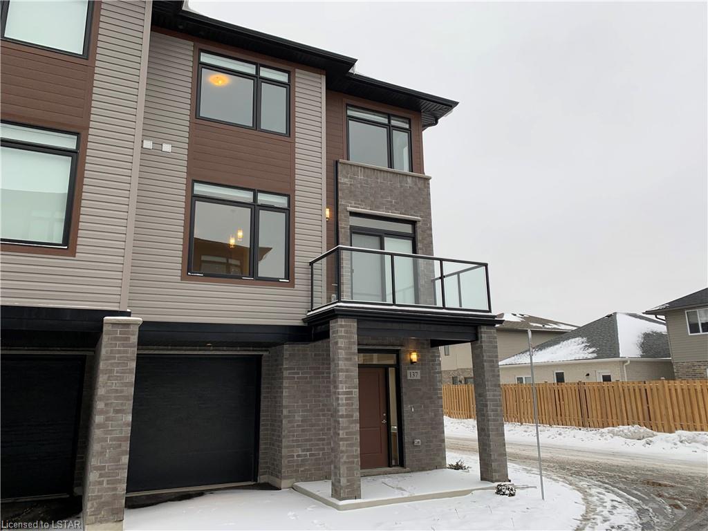 3260 SINGLETON Avenue Unit# 137, London Ontario, Canada