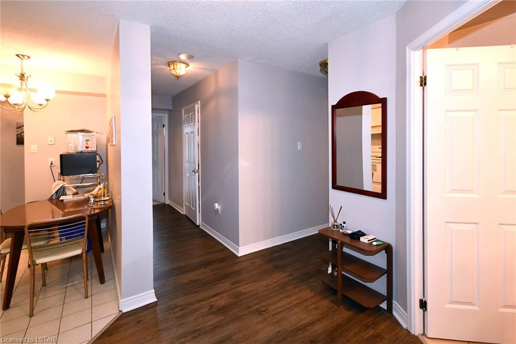 695 RICHMOND Street Unit# 1306, London, Ontario, Canada