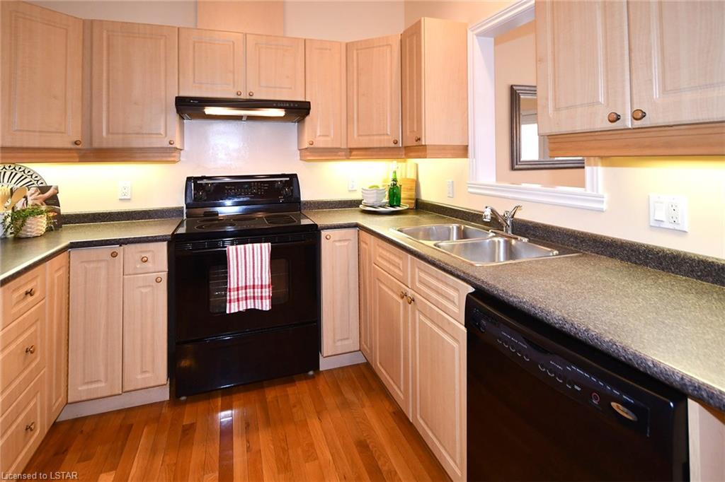 1574 RICHMOND Street Unit# 25, London, Ontario, Canada