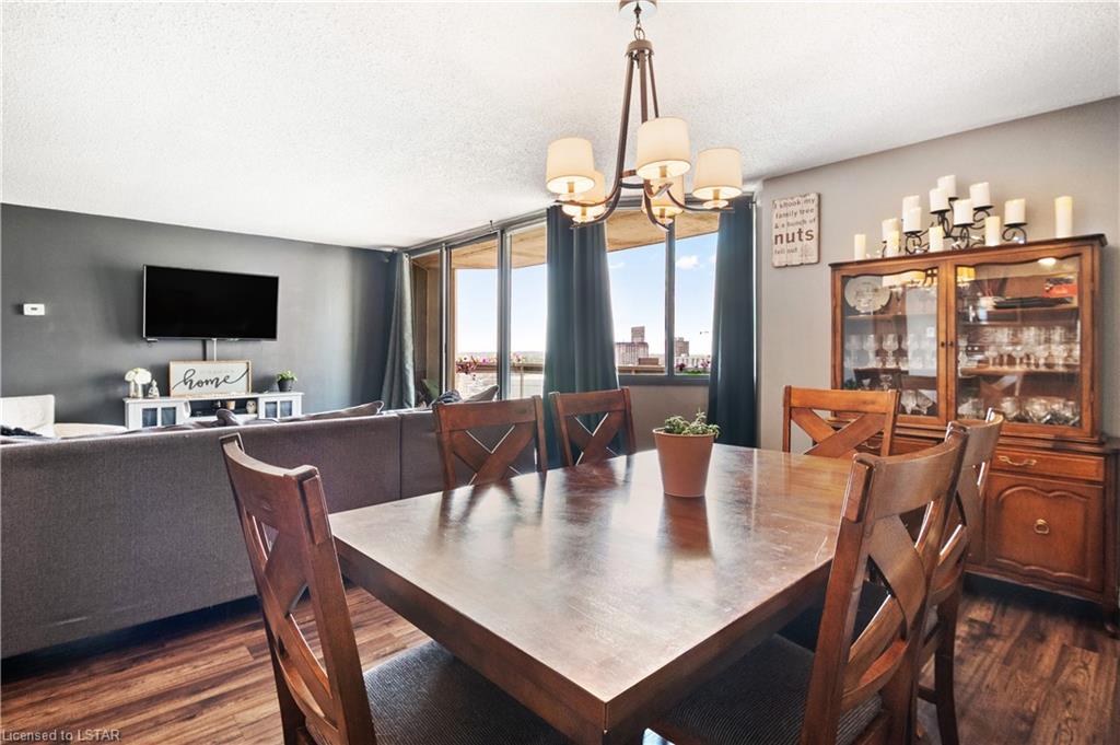 363 COLBORNE Street Unit# 1206, London, Ontario, Canada