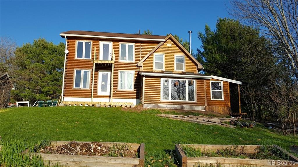 2082 Waterside Drive, Cambridge Narrows New Brunswick, Canada