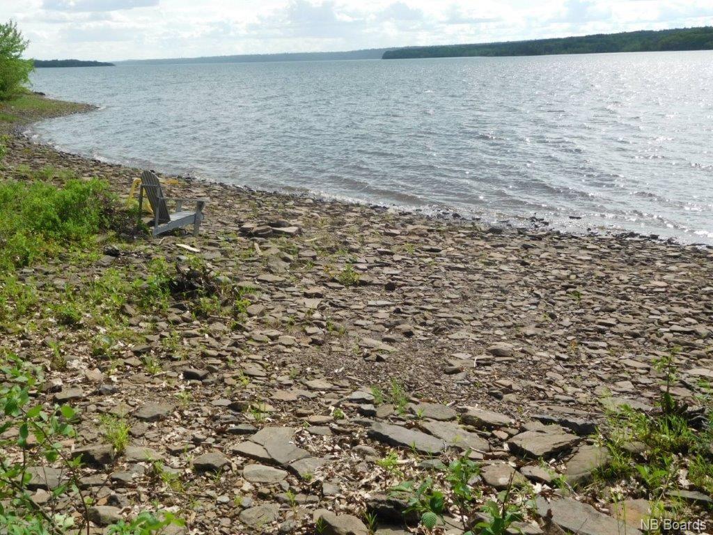 2082 Waterside Drive, Cambridge Narrows New Brunswick, Canada